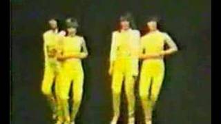 Nolans - Gotta Pull Myself Together chords