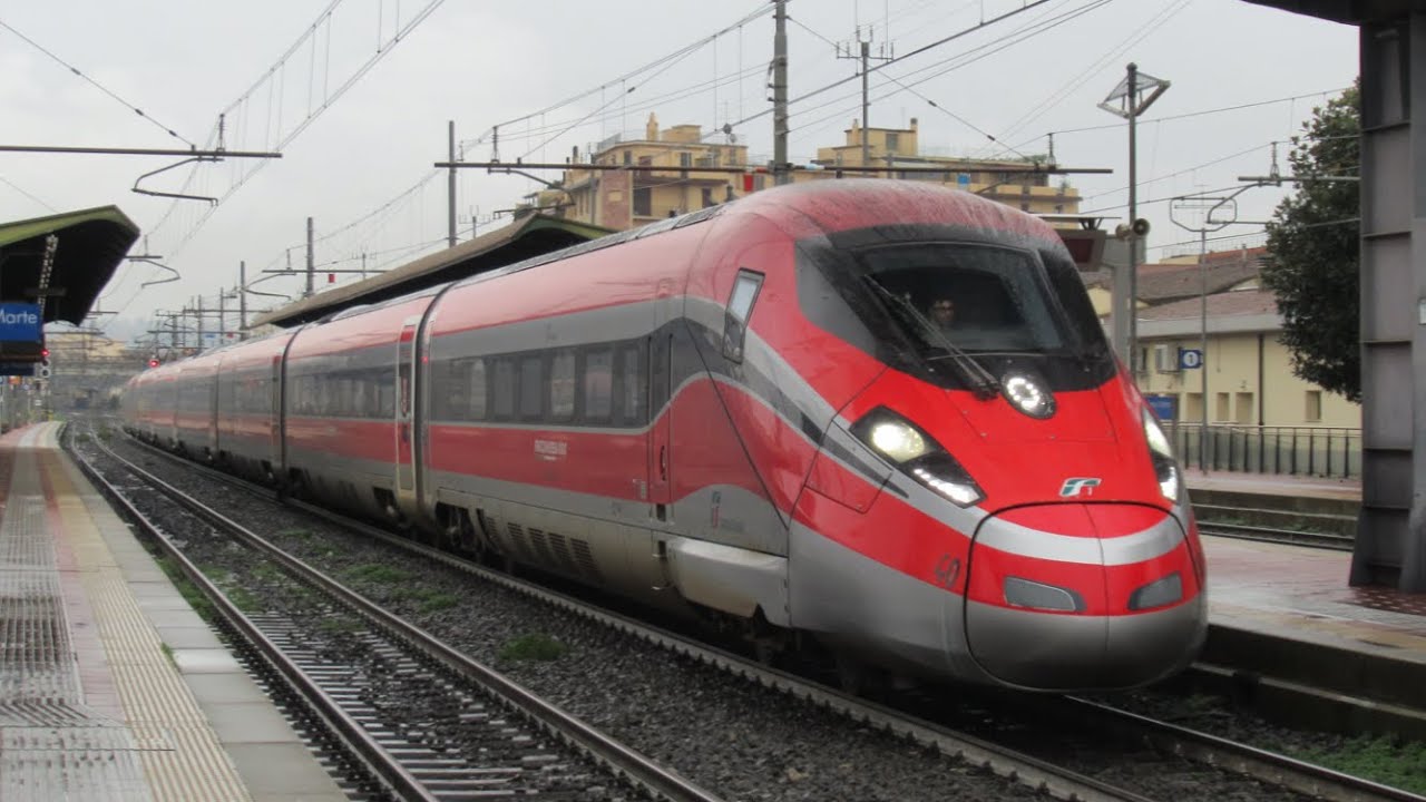 TANTISSIMI AV E ALTRI TRENI A FIRENZE CAMPO DI MARTE!!
