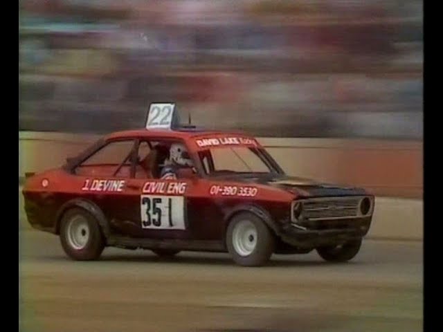 Barry Lee in a 1600 hot rod - YouTube