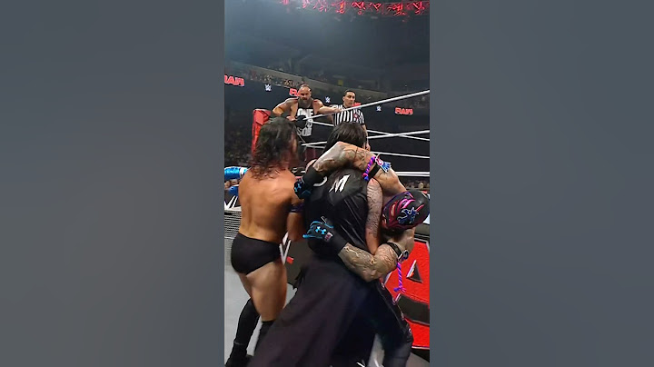 Rey Mysterio getting manhandled! 😮‍💨