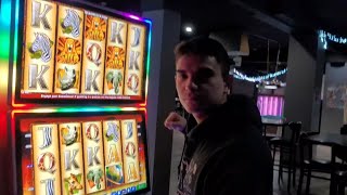 I put $100 into The wild life slot machine, and it KEPT GIVING ME BONUSES!! 🤩 screenshot 5