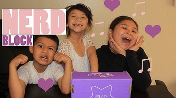 Nerd Block Jr. Girls unboxing - March 2015