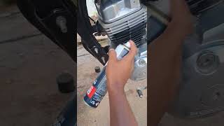 PINTANDO O MOTOR DA MOTO COM SPRAY ALTA TEMPERATURA😱😱 Resimi