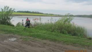 В Мокрой Дубраве в водоеме понизился уровень воды