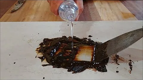 Como derreter cera de abelha com óleo mineral?