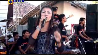 Download DANGDUT XTREME LIVE INDRAMAYU TERSISIH DANGDUT XTREME LIVE INDRAMAYU TERSISIH