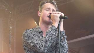 Goodbye Yellow Brick Road - Tom Chaplin at BMW PGA Championship at Wentworth on 29.5.16