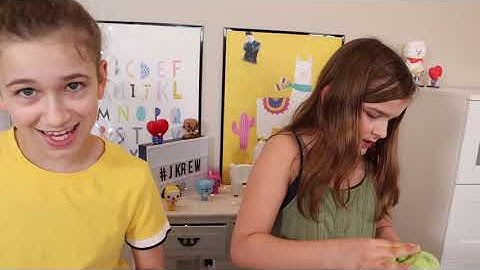 WHO CAN FIX THE MOST SLIMES WINS! | JKrew