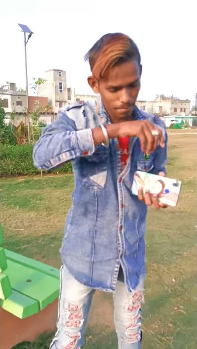 http://www.mediafire.com/file/9djpzvoznjk0a1f/Camera_wali_ladki_VFX_by_tm.mp4/file