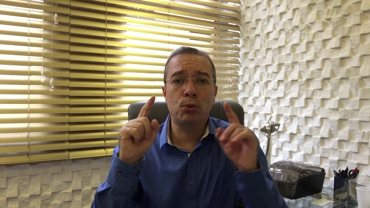 SINTO QUE AS PESSOAS NÃO GOSTAM DE MIM E ME EVITAM. VIVO AGONIADO POR ISSO - Pergunte ao Psicólogo