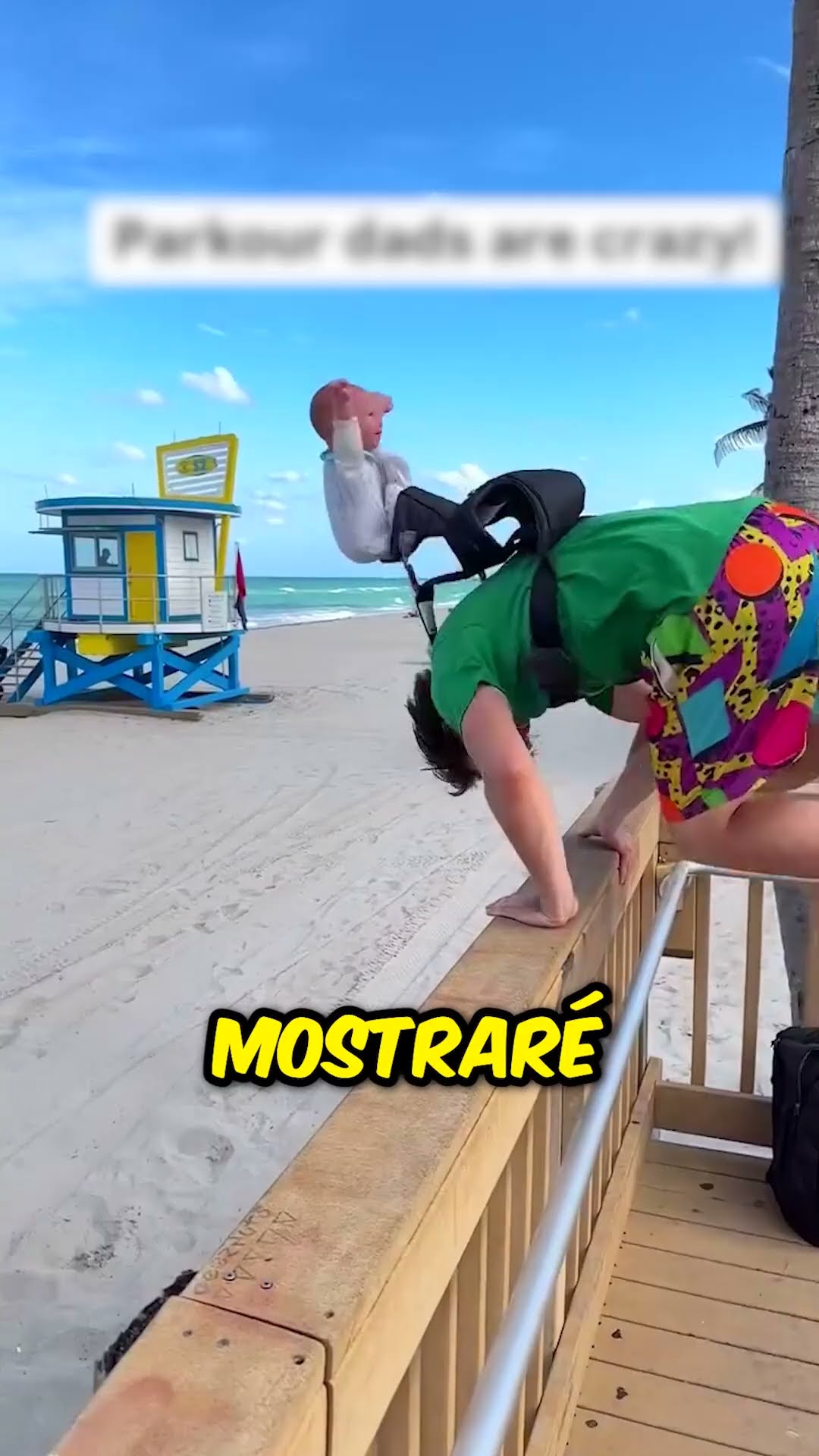 ¡Papá hizo un salto mortal con su bebé! ¿Por qué? ??