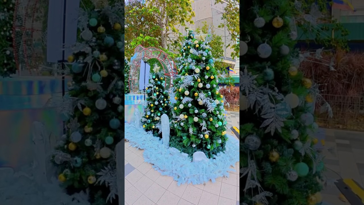 Malaysian 🇲🇾 Decorations 🎊 on 🎄Christmas🎅  