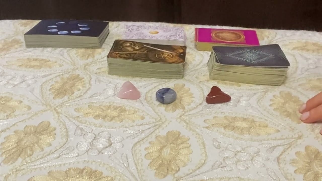 اختر كارت تاروت :الكراش الصامت  انطباعه الاول عنك ورأيه الان💖مشاعر\نوايا+مصير العلاقة #اختار_كارت