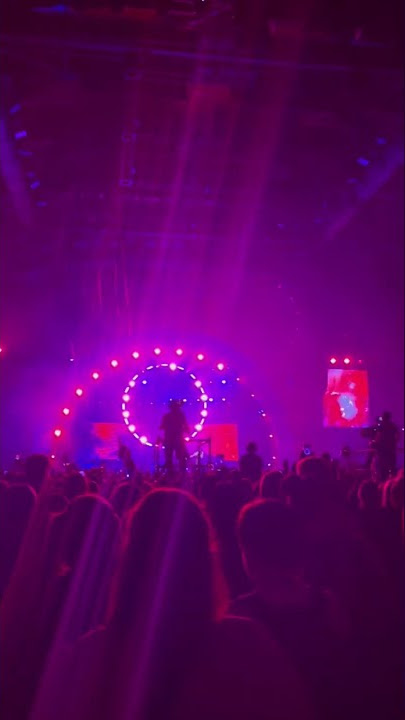 MARCO MENGONI - Hola | Bologna 2022 #marcomengoni #unipolarena #live #concerti #hola