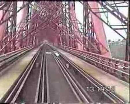 158705 cab ride over forth rail bridge