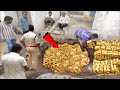 नेक दिन भिखारी को मिला दबा हुआ खजाना देखर यकीन नहीं होगा | story of innocent people found  treasure