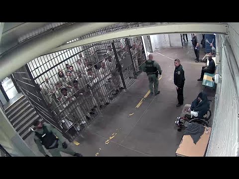 Cook County Jail Inmates Clap For Suspect In Cop's Murder