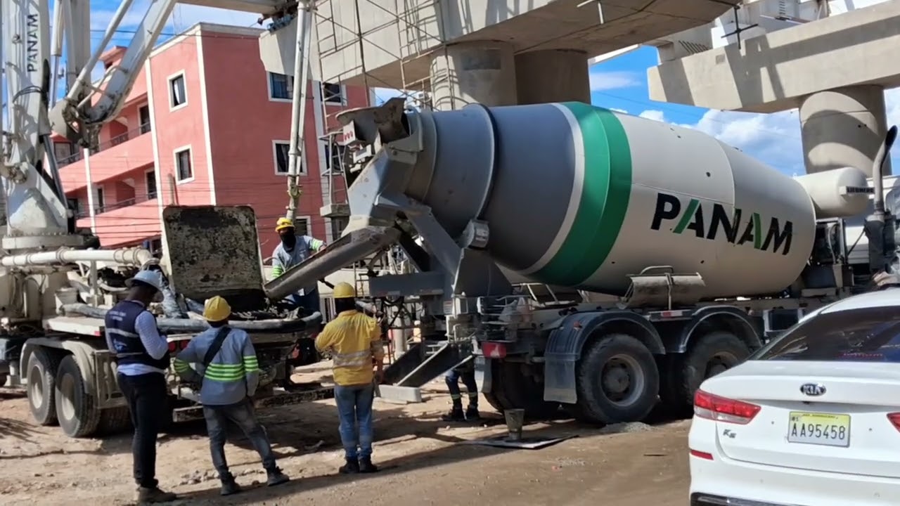 16 de febrero de 2026 Avances en la construcción del Monorriel de Santiago en la estación 13.