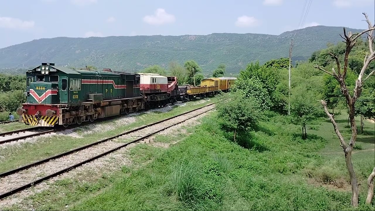 DOwn Relief Train Throu pass Bakrala Railway station