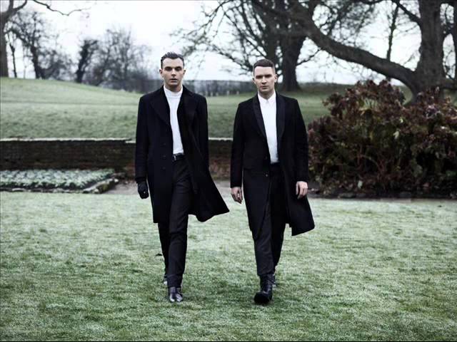 HURTS - LOCKED OUT OF HEAVEN