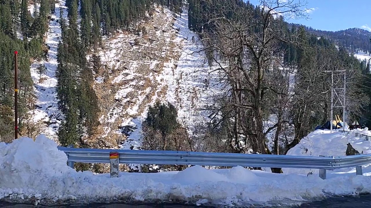 Manali leh solang vali snowfall