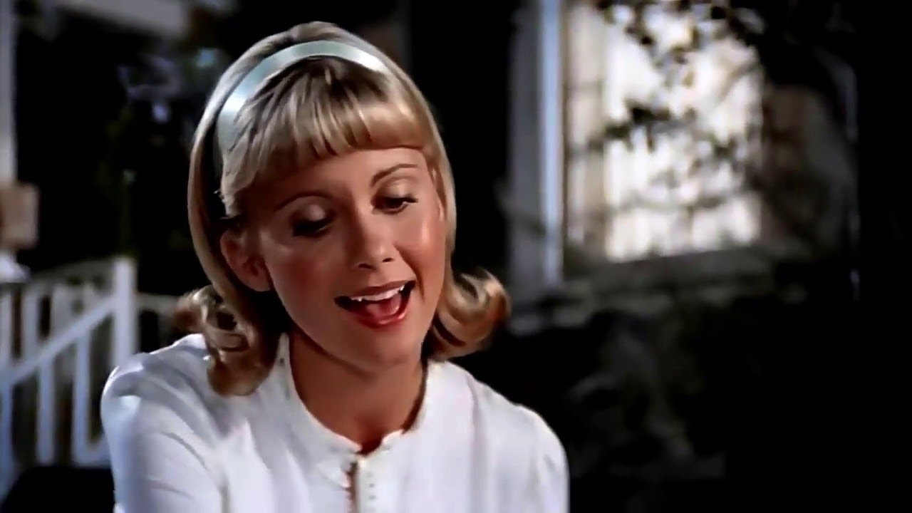 Grease (1978)_(Olivia NewtonJohn) Hopelessly devoted to you. YouTube
