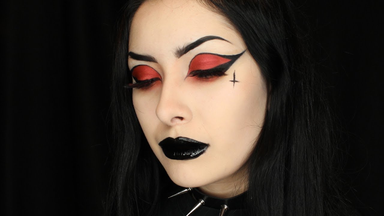 Red and Black Graphic Liner Makeup Tutorial - YouTube