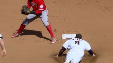 LAA@MIN: Nunez swipes second, later scores on single