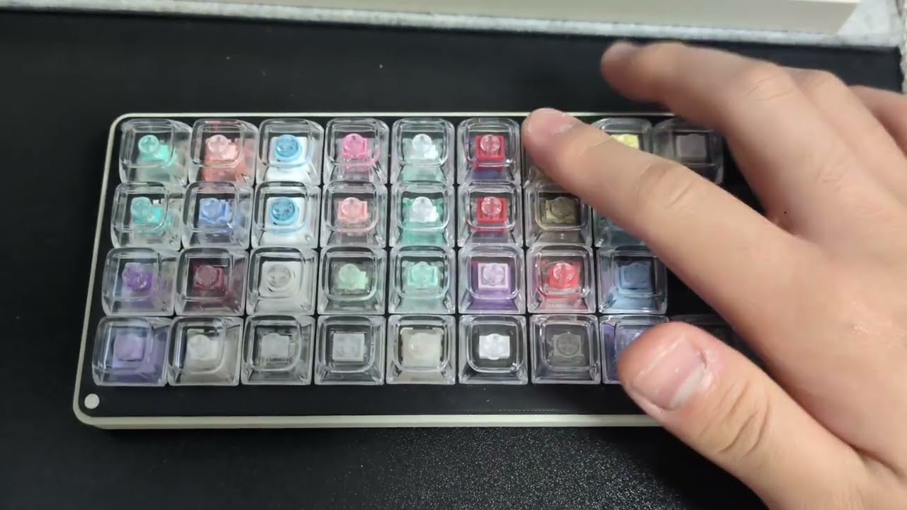 磁気スイッチの打鍵音比較 magnetic switches sound test - YouTube