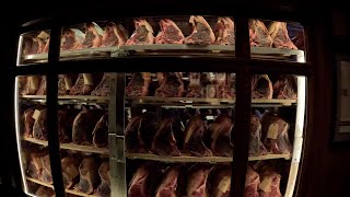 Gallagher's Steakhouse NYC Almost 100 Years Old! Vlog 1