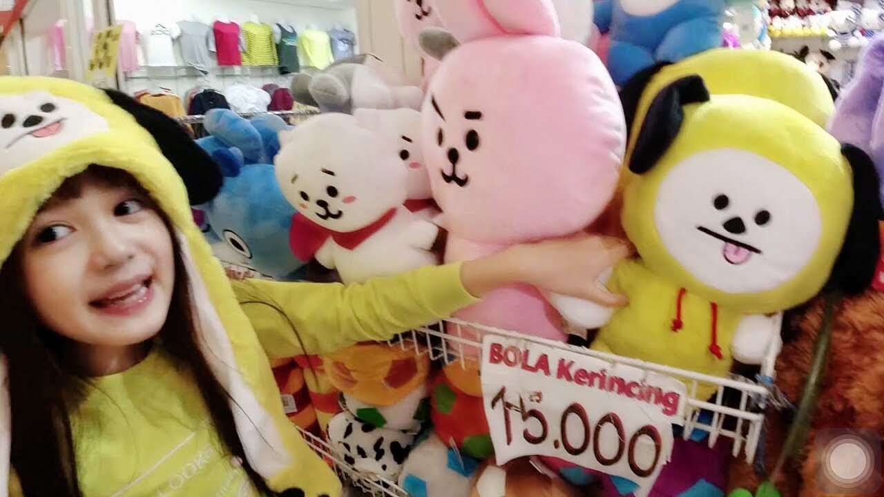 Unboxing Boneka mirip bayi beneran. 