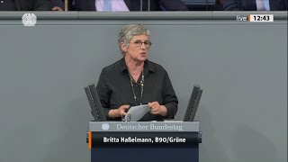 Irrsinn Grüninnen Rede Britta Helmann Grüne Am 5.Juni Im Deutschen Bundestag In Berlin.