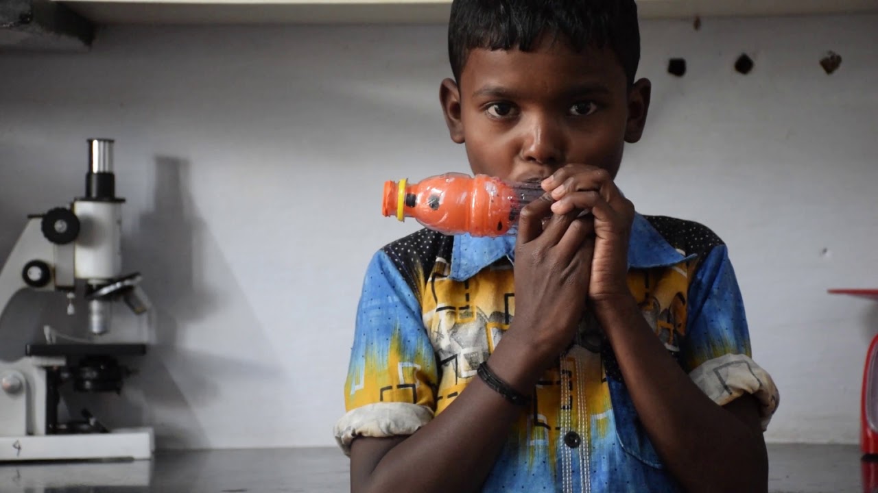 Does air occupy space? Experiment 4 English Primary Science YouTube