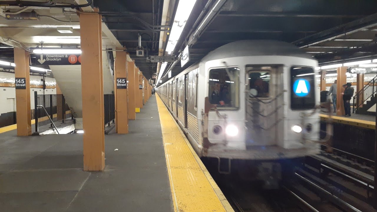 R42 (A) Train enters 145th Street - YouTube