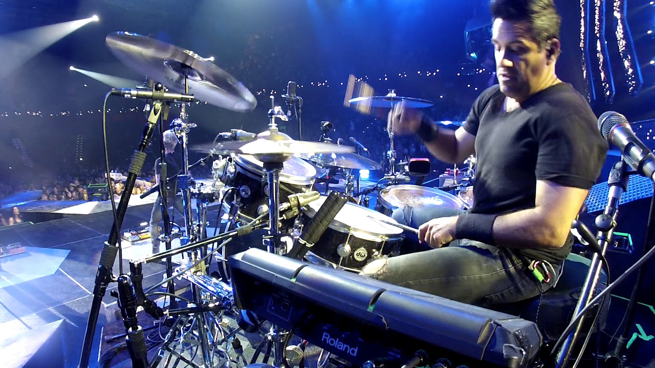 Rich Redmond Rocks The Mohegan Sun Arena with Jason Aldean 2017!!