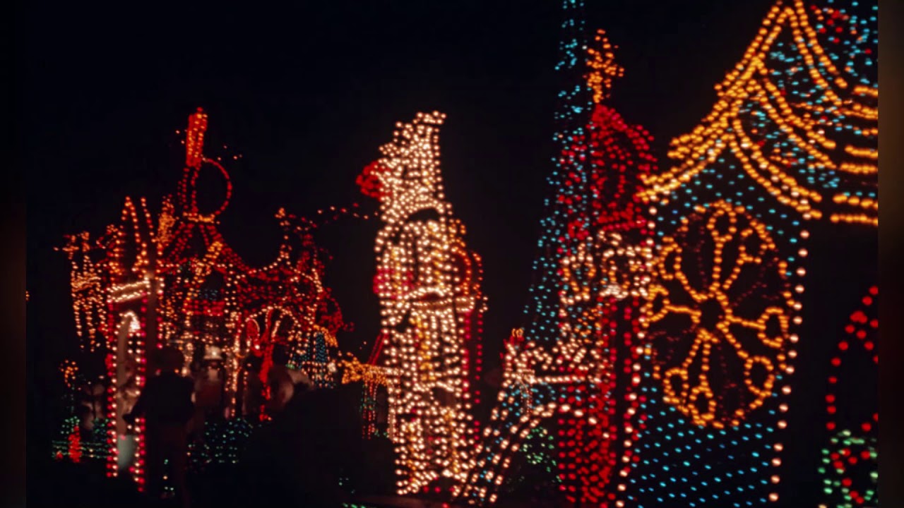 Main Street Electrical Parade Original Music Loop (It's a Small World) [10+ Minutes] (Variant)