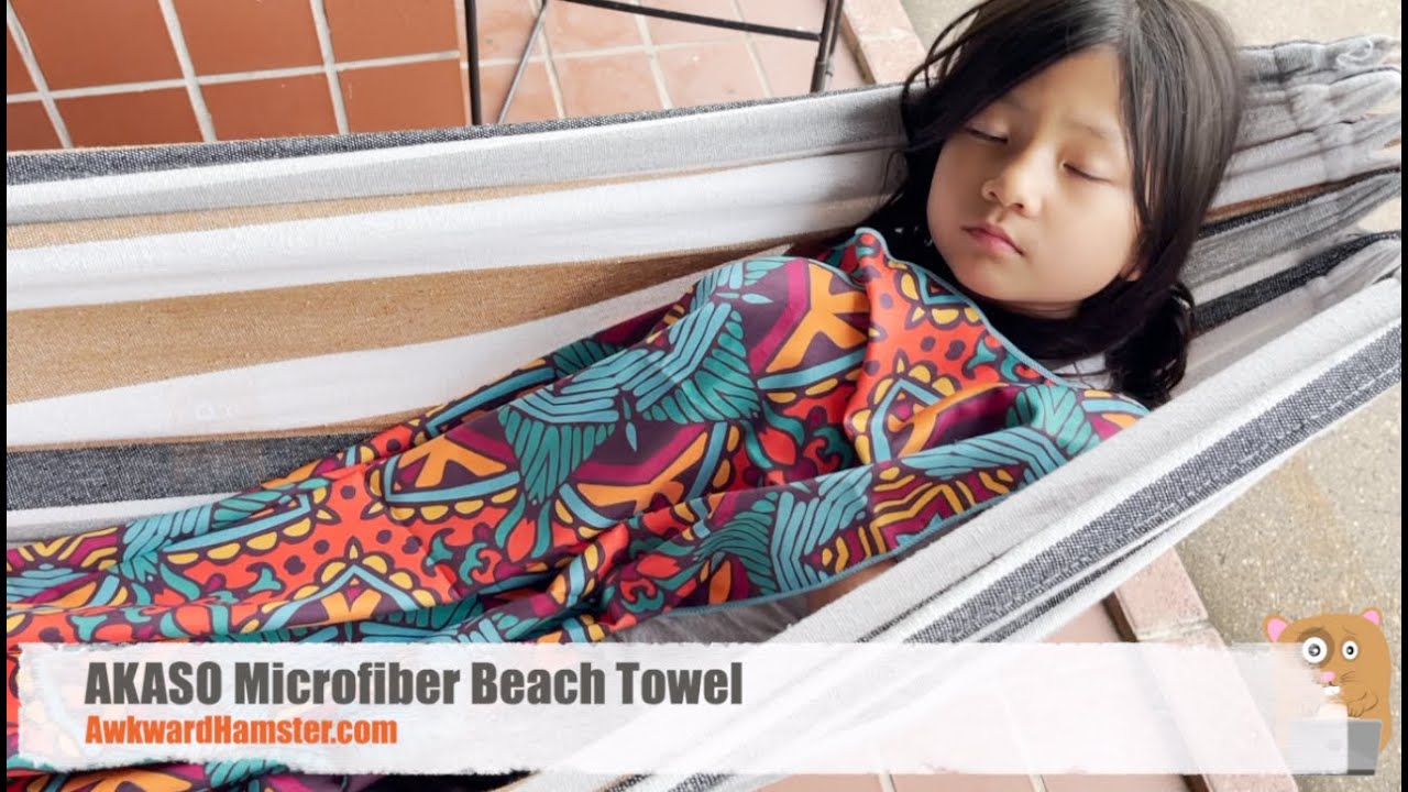AKASO Microfiber Beach Towel