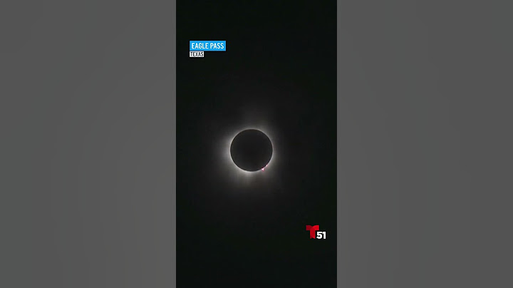 Oscuridad insólita y mágica por eclipse solar total