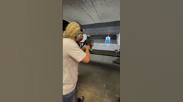 First time shooting MP5 #guns #mp5 #callofduty #gun