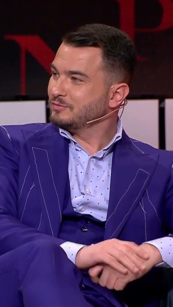 Ndeluena e nxjerr zbuluar Andrean: Më shkruan dhe më kërkon kontakt fizik