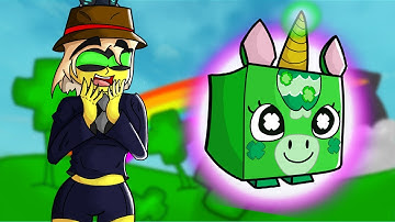 I HATCHED THE HUGE CLOVER UNICORN In Roblox Pet Simulator X St. Patrick