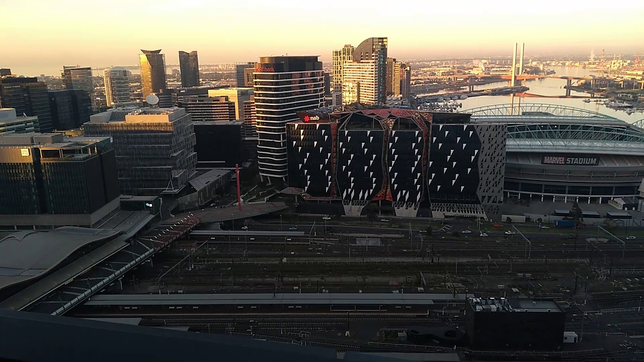 Comfy Designer Harbour Apartment Inside in Melbourne CBD