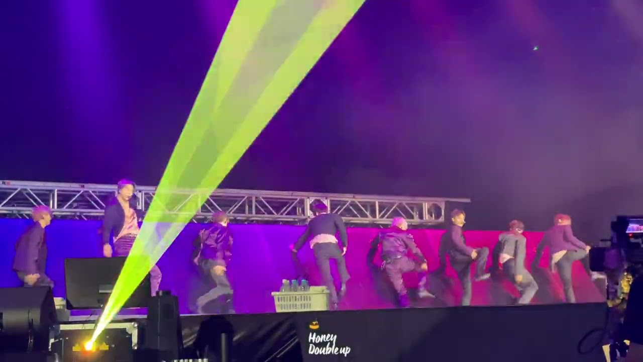 220702 NCT 127 NEO CITY: SINGAPORE THE LINK - LOVE ON THE FLOOR