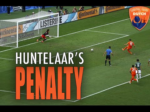 The Netherlands goes crazy when Huntelaar scores 2-1 against Mexico