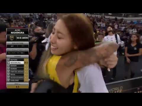 Street League Super Crown Women&#039;s HEAT 5 OF 5 BEST TRICK