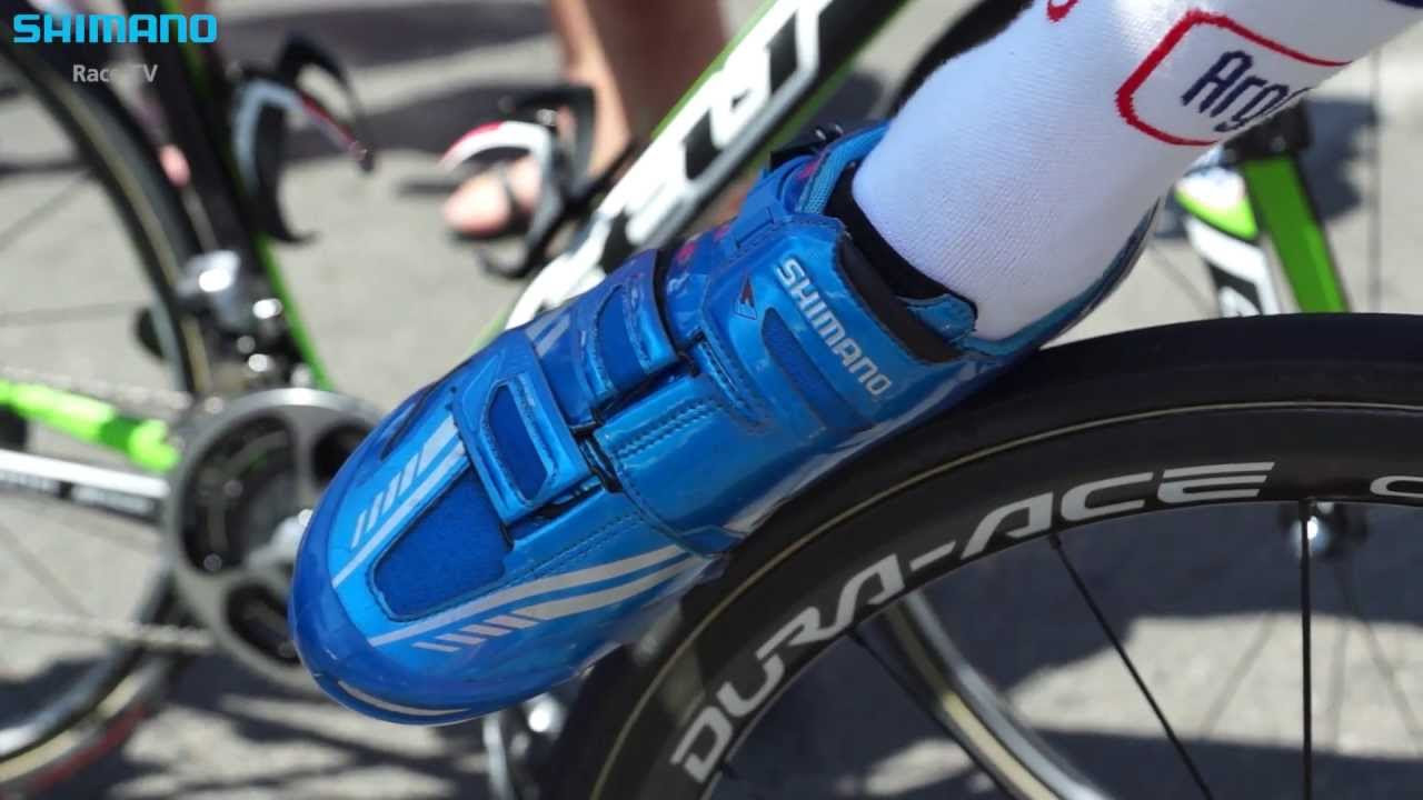 The blue Shimano shoes for the Tour | SHIMANO - YouTube