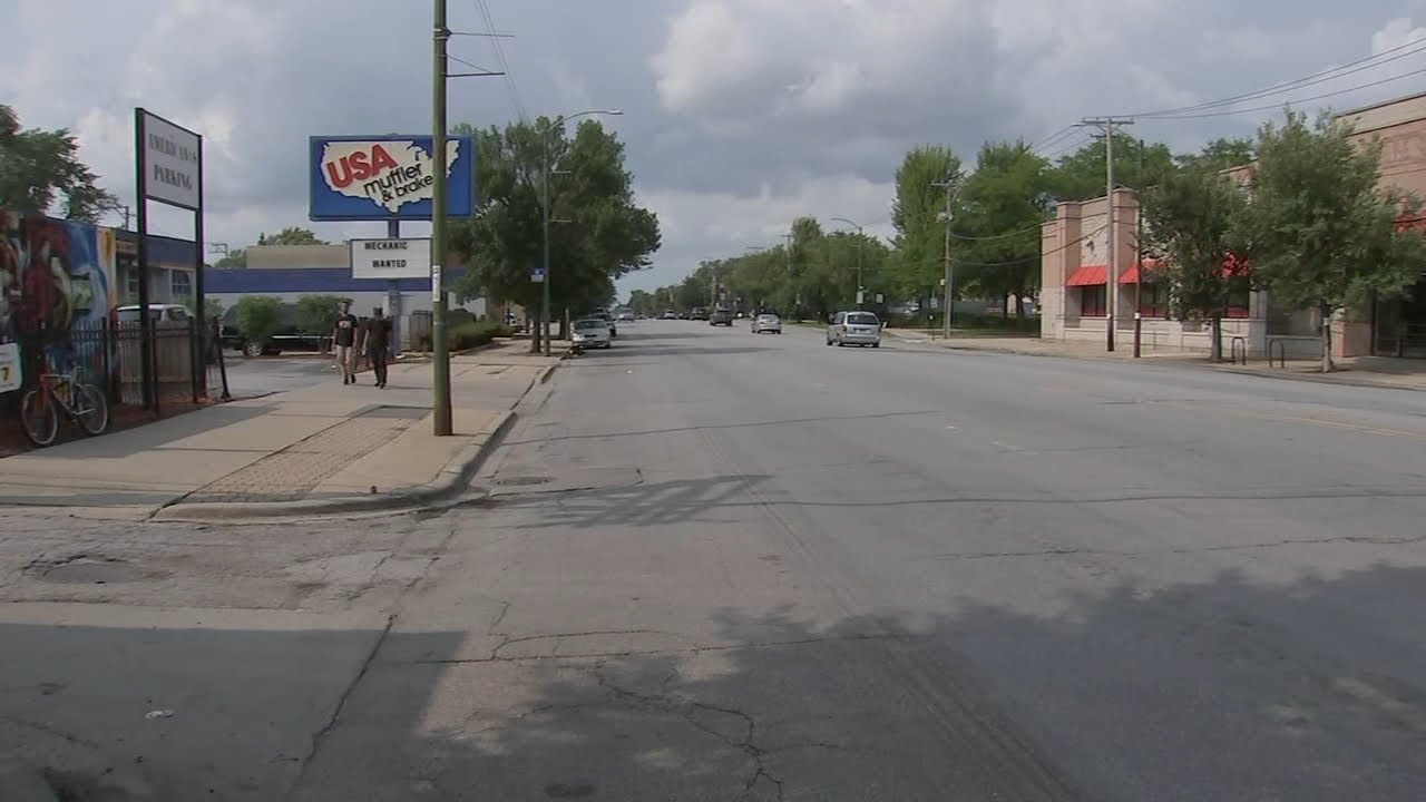 Man shot during attempted robbery in Chicago, police say - YouTube