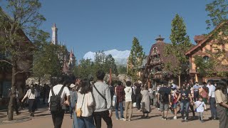 「美女と野獣」の世界へ   TDL、新エリアオープン