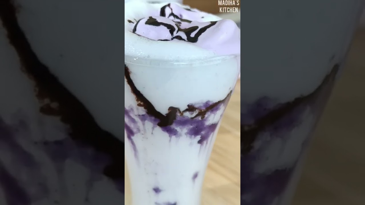 black currant milkshake 