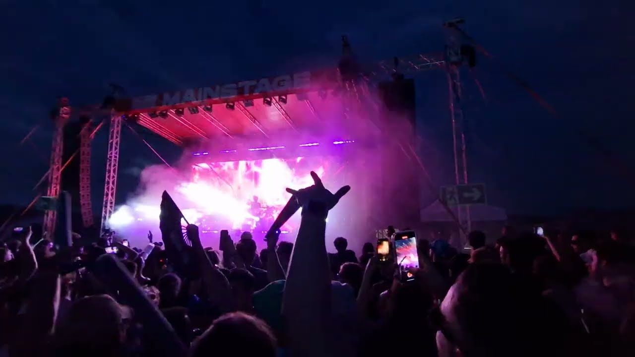 Subtronics - Omnidirectional VIP x MARAUDA - Death Pit | Live at @Bass Paradise 2024 | 4K60 auf YouTube ansehen Subtronics - Omnidirectional VIP x MARAUDA - Death Pit | Live at @Bass Paradise 2024 | 4K60 auf YouTube ansehen